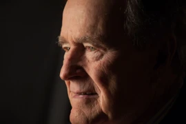 Cựu Tổng thống Mỹ George H.W. Bush qua đời ở tuổi 94
