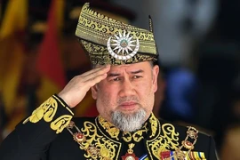 Vua Malaysia thoái vị sau khi cưới hoa hậu người Nga