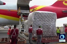 Venezuela tiếp nhận lô hàng viện trợ đầu tiên từ Trung Quốc