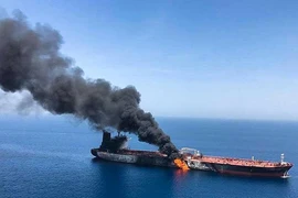 Sau Mỹ, Anh cũng quy kết Iran đứng sau vụ cháy tàu vịnh Oman