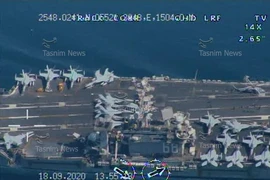 Iran công bố hình ảnh tàu sân bay Nimitz của Mỹ vào vịnh Ba Tư