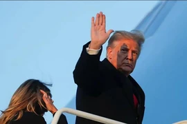 Đầu năm mới, ông Trump kêu gọi 'ngừng đánh cắp' cuộc bầu cử