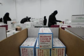 Dược sĩ Mỹ bị bắt do cố tình phá hỏng hơn 500 liều vaccine