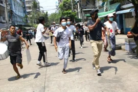 Quân đội Myanmar ngừng bắn với một số nhóm vũ trang