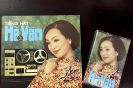 Hà Vân đem bolero trở lại trên băng cát-sét