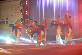 1.300 lãnh đạo, CEO của APEC hào hứng với văn hóa Việt