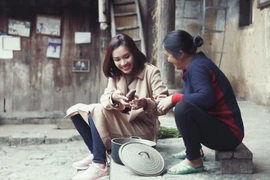 Ái Phương nóng ruột phải đến miền Trung