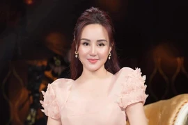Ca sĩ Vy Oanh tố bà Phương Hằng: Công an chuyển đơn đến Cơ quan điều tra