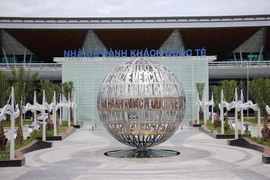 Sở Xây dựng Đà Nẵng bác đề xuất di dời sân bay
