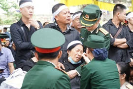 Điếu văn xúc động đưa tiễn 13 liệt sĩ về cõi vĩnh hằng