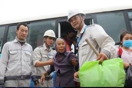 Hòa Phát hỗ trợ Quảng Ngãi 5 tỉ đồng khắc phục bão số 9