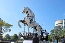 Thêm linh vật ngựa gây sốt ở Đà Nẵng, được dân mạng ví von 'trùm cuối'