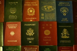 Hộ chiếu nước nào quyền lực nhất thế giới năm 2024?