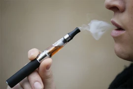 Thủ tướng Phạm Minh Chính yêu cầu ban hành giải pháp quản lý thuốc lá điện tử