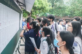 60 trường tại Hà Nội hạ điểm chuẩn lớp 10