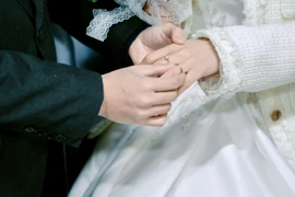 Tuổi kết hôn lần đầu của nam giới Việt Nam là 29,3 tuổi