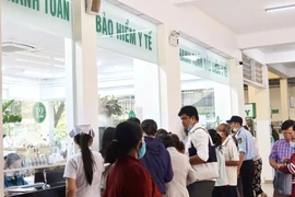 Vụ xin xác nhận bệnh cho đúng với nghị quyết: Hiểu sao về danh mục bệnh hiểm nghèo?