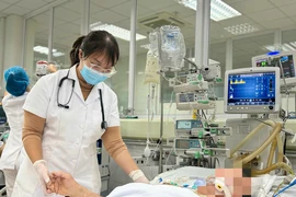 Sốc nhiễm khuẩn, suy đa tạng do tự điều trị gout tại nhà