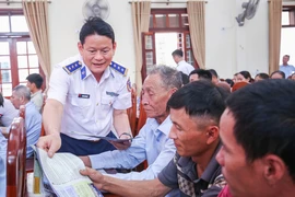 Ngư dân Nghệ An vươn khơi, góp phần bảo vệ chủ quyền biển, đảo