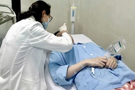 Biến dạng nhiều bộ phận do phẫu thuật thẩm mỹ không an toàn