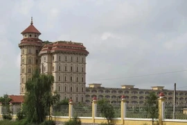 Trường Đại học Hà Hoa Tiên bị đình chỉ đào tạo