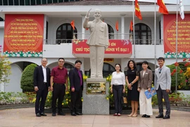 Tổng Lãnh sự Cuba tại TP.HCM: 'Fidel dạy chúng tôi yêu và trân trọng Việt Nam'