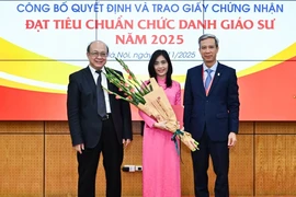 Nữ giáo sư duy nhất ngành công nghệ thông tin 2025: 40 tuổi là phó giáo sư