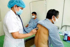 Đề xuất khám sàng lọc bệnh lao miễn phí: Giảm gánh nặng chi phí và tử vong