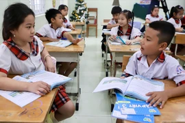 Đề xuất miễn phí sách giáo khoa từ năm 2029: Làm mất, hỏng phải bồi thường