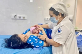 Quảng cáo sữa thay thế sữa mẹ có thể bị phạt tới 20 triệu đồng