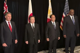 (Từ trái sang phải) Bộ trưởng Quốc phòng Úc Richard Marles, Bộ trưởng Quốc phòng Nhật Yasukazu Hamada, Bộ trưởng Quốc phòng Philippines - ông Carlito Galvez và Bộ trưởng Quốc phòng Mỹ Lloyd Austin. Ảnh: KYODO NEWS