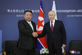 Chùm ảnh: Ông Putin đón tiếp, hội đàm và chiêu đãi ông Kim Jong-un