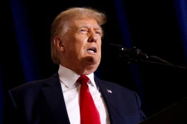 Ông Trump bị tòa phán khai khống tài sản, tước giấy phép kinh doanh ở New York