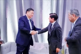 Lãnh đạo Trung-Philippines gặp bên lề APEC, bàn cách hạ nhiệt căng thẳng ở Biển Đông