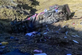 Peru: Xe buýt lao xuống vực cao 200 m, 23 người chết