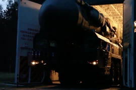 VIDEO: Quân đội Nga triển khai tên lửa Yars - ‘con trai quỷ Satan'