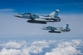 Thấy gì từ việc Pháp quyết định gửi tiêm kích Mirage 2000 cho Ukraine?