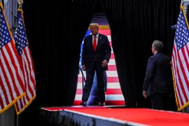 Ông Trump nói gì trong thông điệp cuối gửi tới cử tri trước ngày bầu cử?