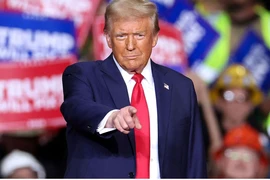 Ông Donald Trump phát tín hiệu cực rắn chuyện trục xuất người nhập cư trái phép