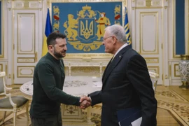 Ông Zelensky tiếp đặc phái viên Mỹ giữa căng thẳng với ông Trump