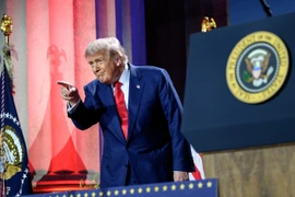 Ông Trump rút ngắn ‘tối hậu thư’ 50 còn 10-12 ngày về Ukraine, ông Medvedev lên tiếng