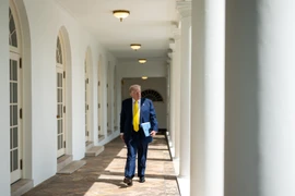 Ông Trump lần nữa điều chỉnh ‘tối hậu thư’ với Nga về Ukraine