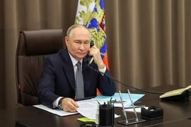 Ông Putin điện đàm thủ tướng Israel, tổng thống Iran