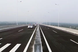 Thông 20 km đường cao tốc TP.HCM - Long Thành