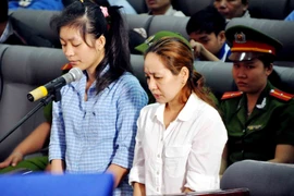 Tòa tuyên án 3 năm tù cho mỗi bị cáo
