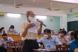 Cử tri quận 6 kiến nghị giải quyết tình trạng dự án treo, vấn đề tái định cư...