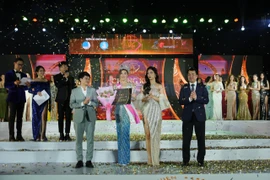 Nữ sinh Trường Đại học Ngoại Thương đăng quang Hoa khôi Sinh viên Việt Nam 2023