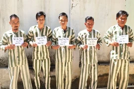 Triệt phá ổ đánh bạc trong công ty với số tiền lớn