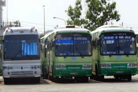 Phạt tiền, thu phù hiệu doanh nghiệp vận tải không giảm giá cước 