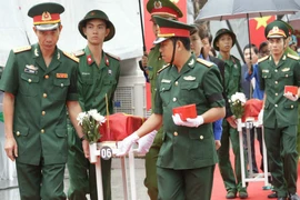 Truy điệu 42 liệt sĩ chiến khu Tam Giác Sắt